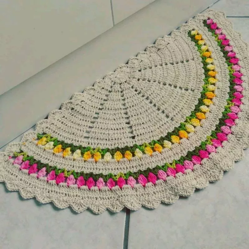 Коврик из трикотажной пряжи крючком - схемы для начинающих для вязания красивого прямоугольного, круглого, овального и квадратного коврика (133 фото)