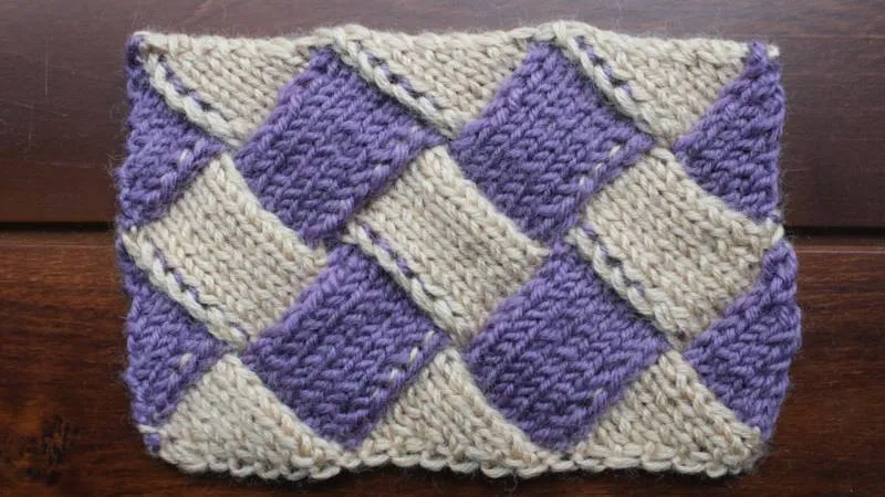 Энтерлак спицами - пошаговые мастер-классы для начинающих и схемы с описанием вязания в технике энтерлак