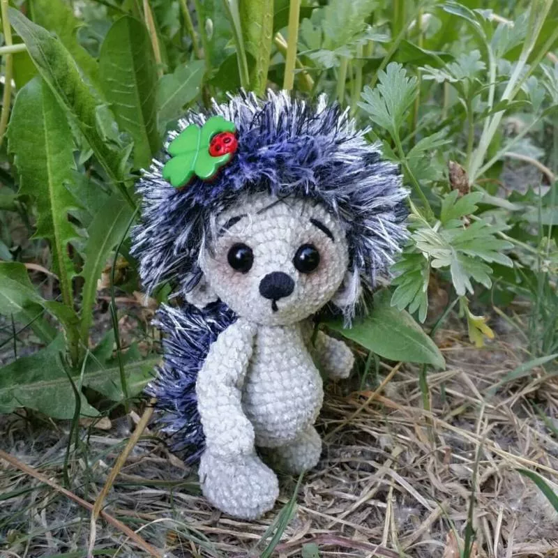 Ежик крючком - схемы для начинающих с описанием вязания ежика амигуруми, из плюшевой пряжи