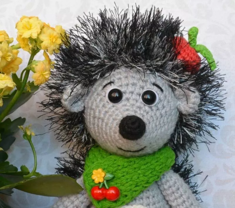 Ежик крючком - схемы для начинающих с описанием вязания ежика амигуруми, из плюшевой пряжи