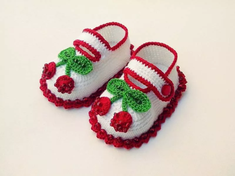 Пинетки крючком - пошаговые мастер-классы для начинающих и схемы с описанием вязания простых пинеток для новорожденных