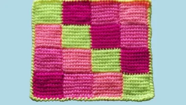 Плед из квадратов крючком