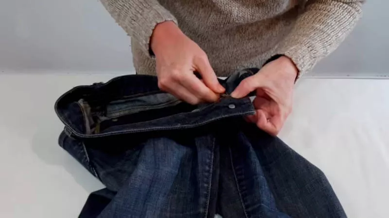 Как подворачивать джинсы (129 фото): красивые модные лайфхаки для правильного подворота женских и мужских джинсов под кроссовки и ботинки