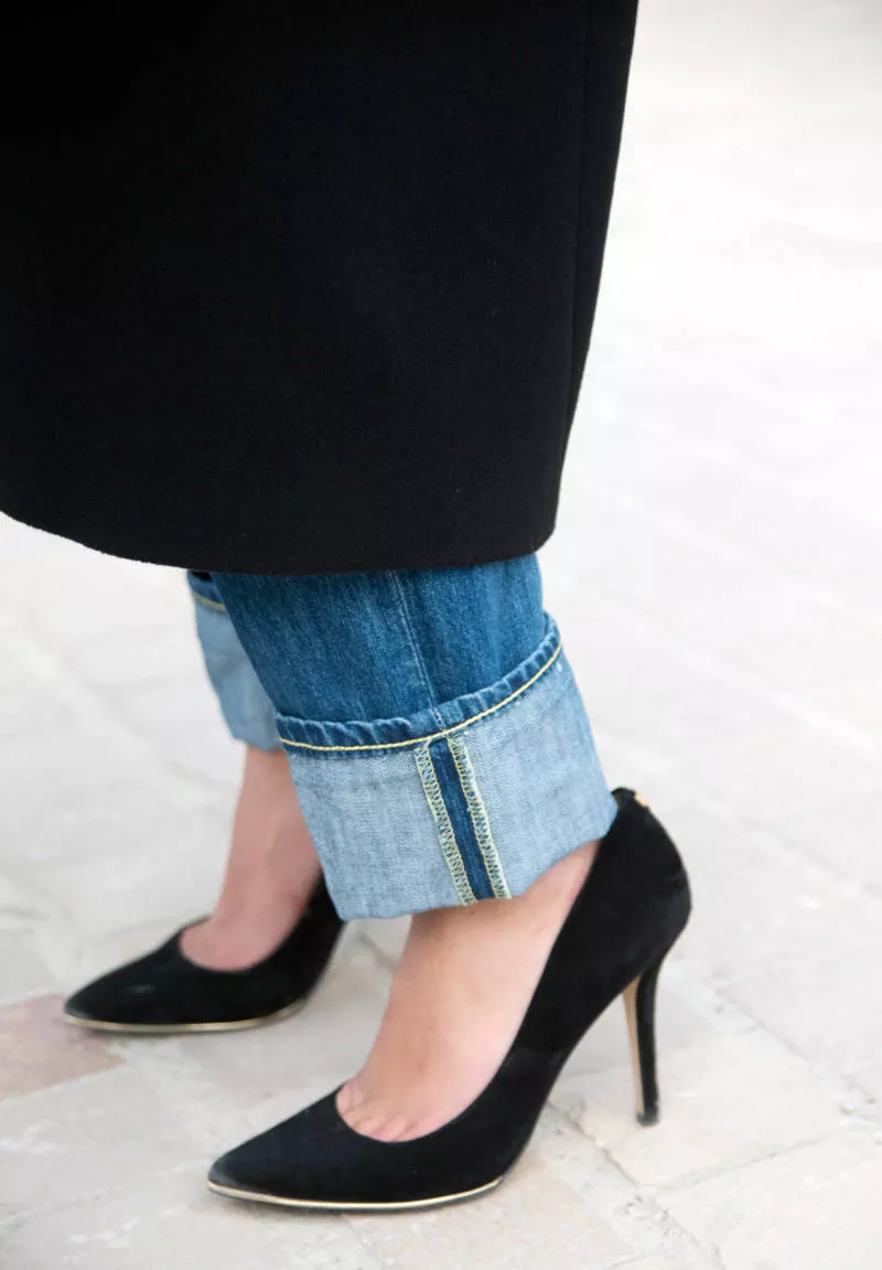 Как подворачивать джинсы (129 фото): красивые модные лайфхаки для правильного подворота женских и мужских джинсов под кроссовки и ботинки