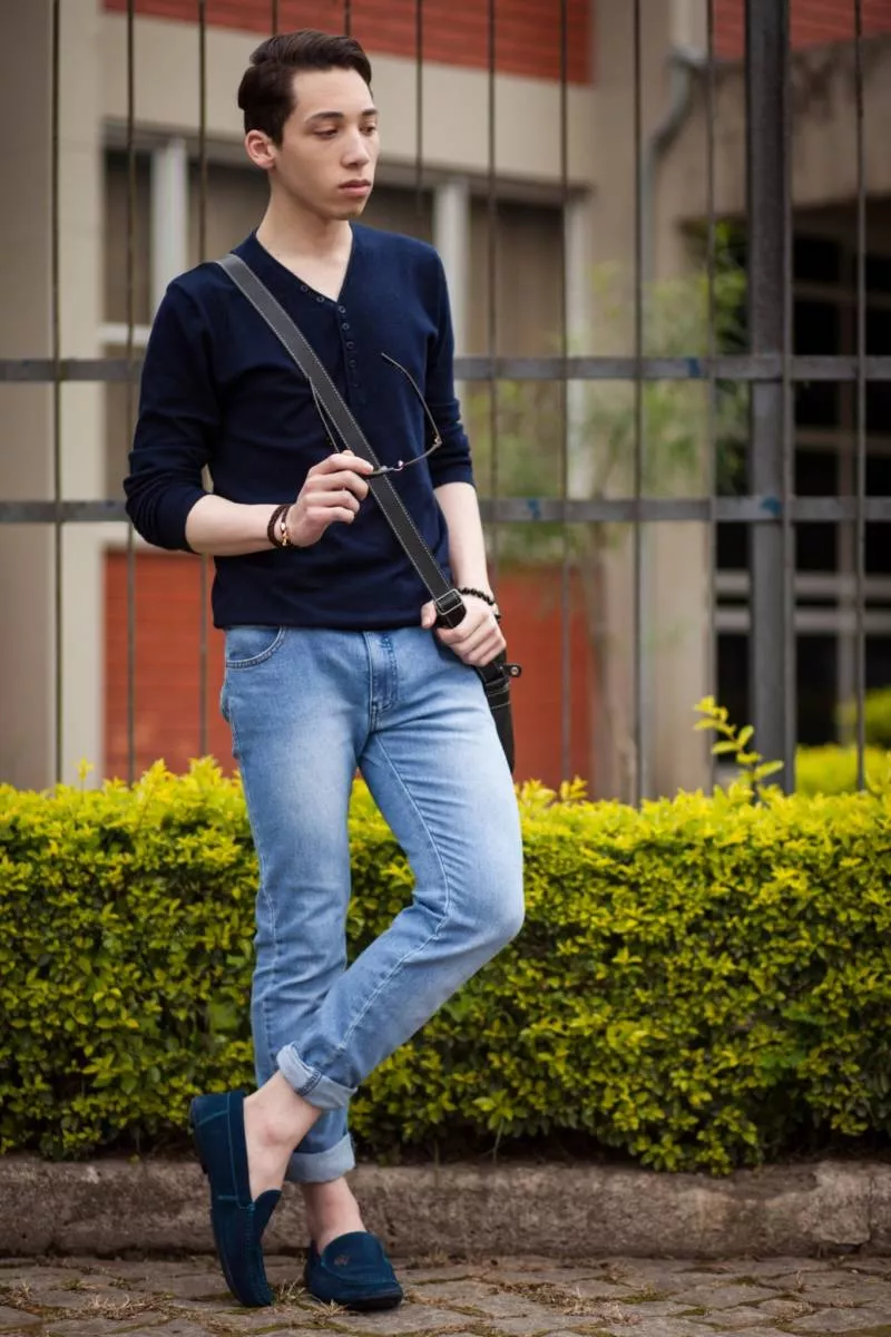 Как подворачивать джинсы (129 фото): красивые модные лайфхаки для правильного подворота женских и мужских джинсов под кроссовки и ботинки