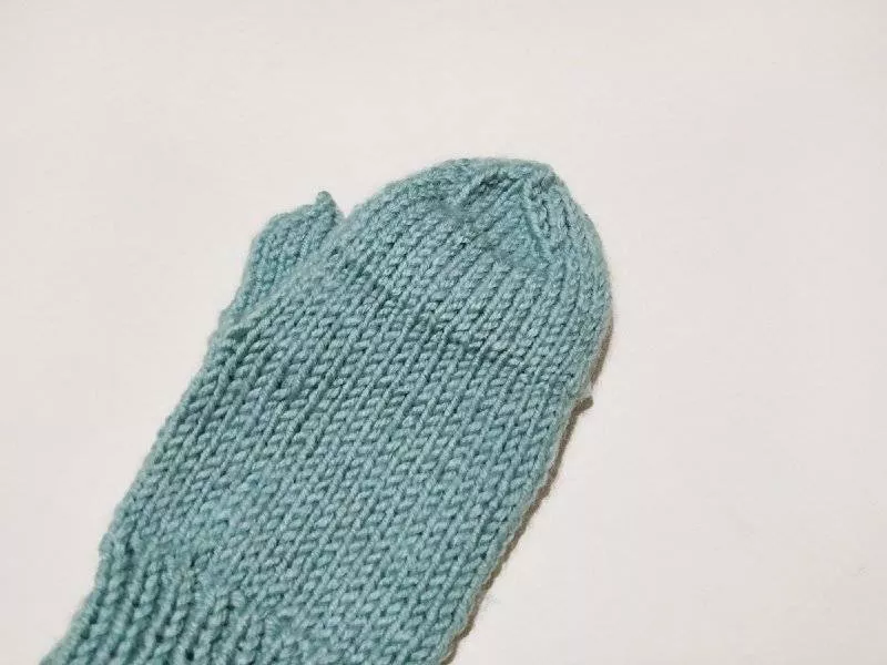 Как связать перчатки крючком и спицами - пошаговые схемы для начинающих с описанием вязания женских и мужских перчаток