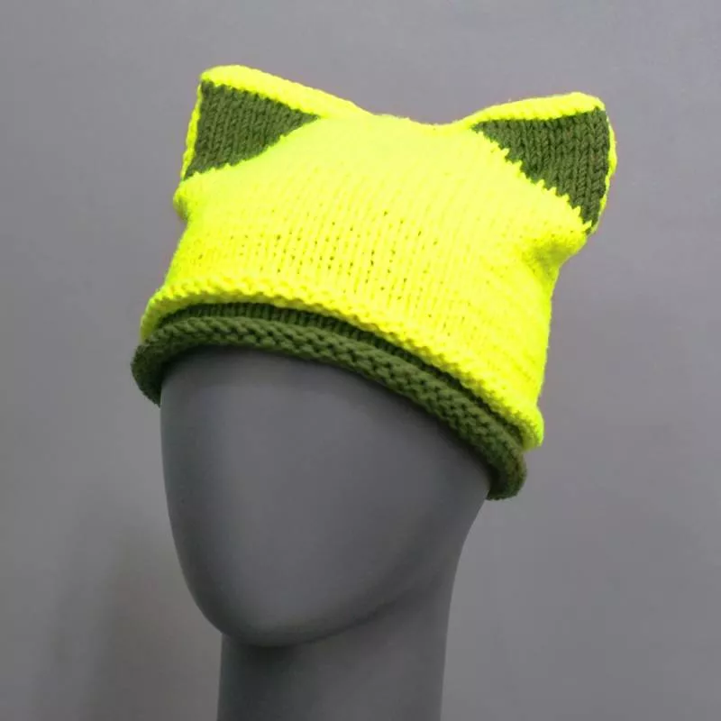 Как связать шапку с ушками крючком и спицами - схемы с описанием вязания детской и женской шапки с ушками для начинающих