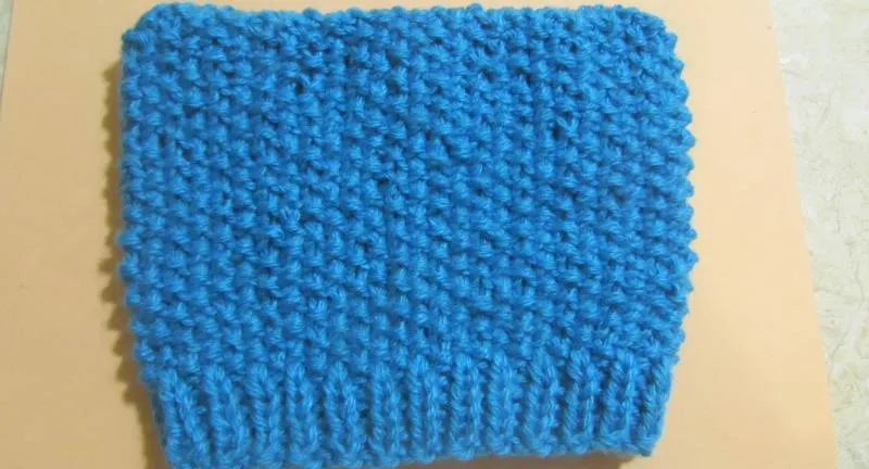 Как связать шапку с ушками крючком и спицами - схемы с описанием вязания детской и женской шапки с ушками для начинающих