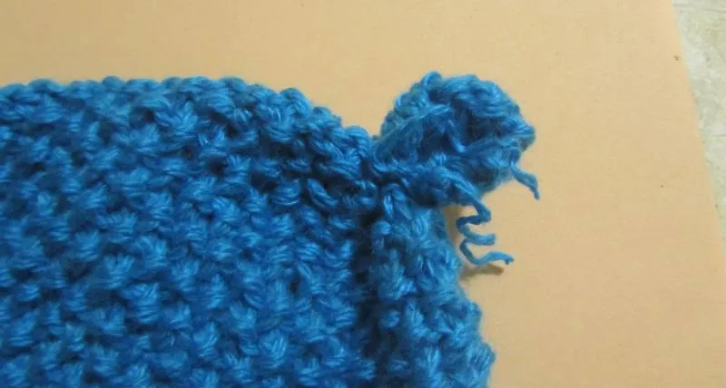 Как связать шапку с ушками крючком и спицами - схемы с описанием вязания детской и женской шапки с ушками для начинающих