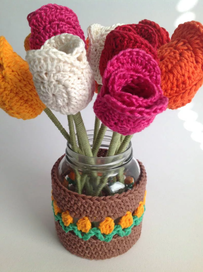 Вязание цветов крючком - пошаговые мастер-классы для начинающих и схемы с описанием вязания цветов крючком