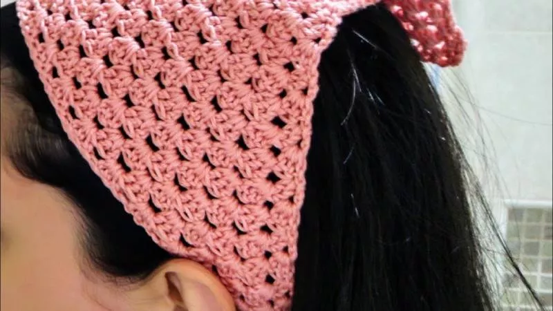 Косынка крючком - простые схемы для начинающих с описанием вязания красивой ажурной женской косынки
