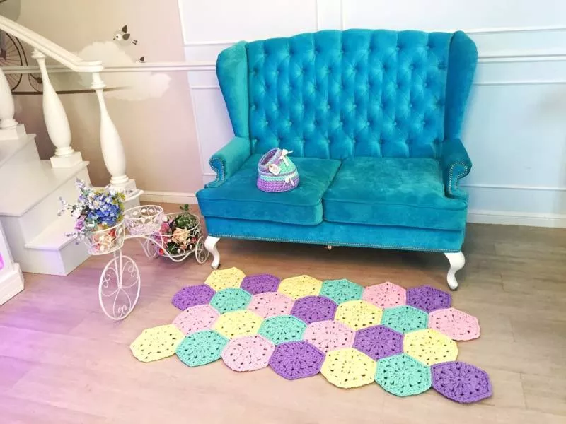 Коврик из трикотажной пряжи крючком - схемы для начинающих для вязания красивого прямоугольного, круглого, овального и квадратного коврика (133 фото)