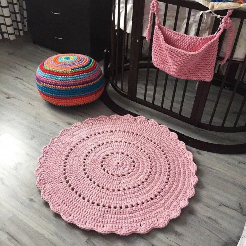 Коврик из трикотажной пряжи крючком - схемы для начинающих для вязания красивого прямоугольного, круглого, овального и квадратного коврика (133 фото)