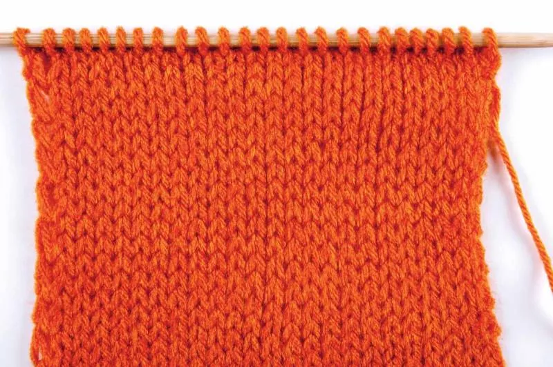 Лицевая петля спицами - узоры и схемы для начинающих с описанием вязания простой красивой лицевой петли спицами