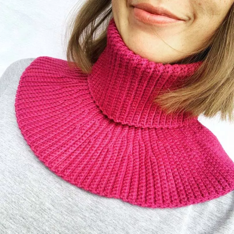 Манишка крючком (105 фото): пошаговые схемы для начинающих с описанием вязания манишки женской, мужской и детской манишки крючком