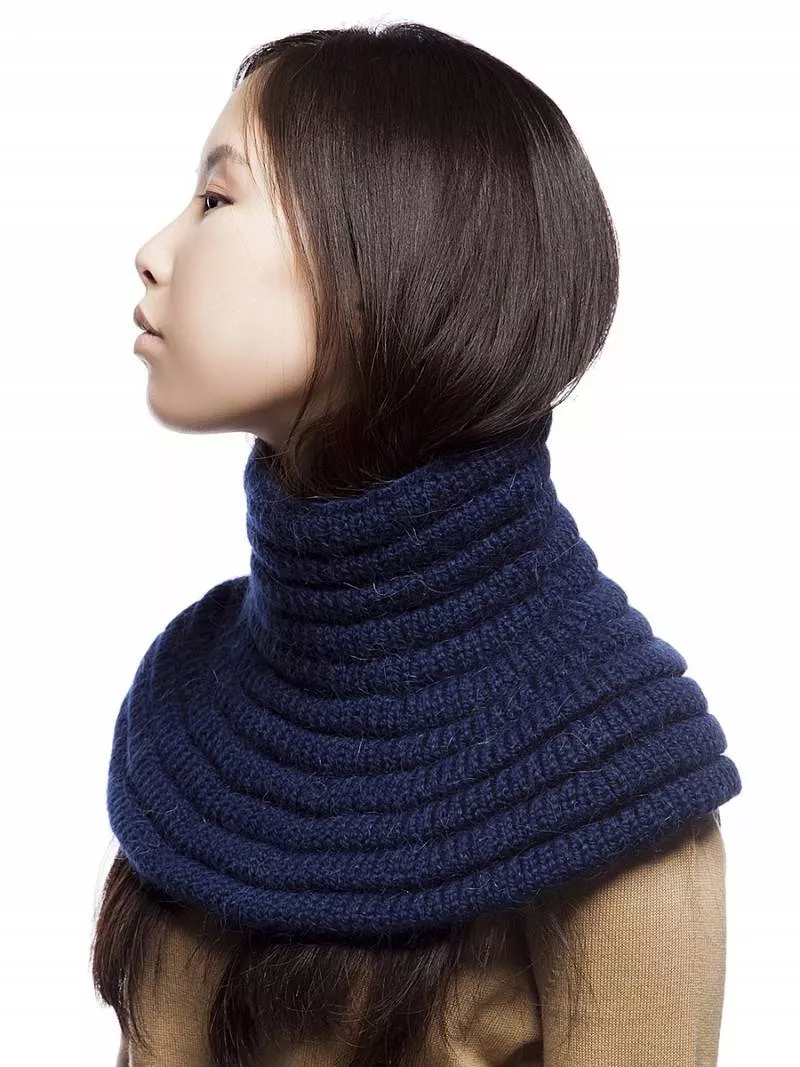 Манишка крючком (105 фото): пошаговые схемы для начинающих с описанием вязания манишки женской, мужской и детской манишки крючком