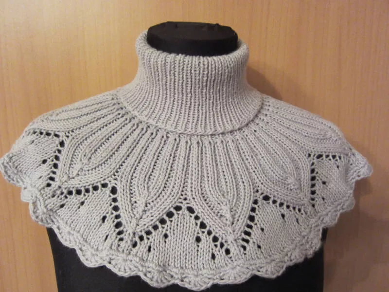 Манишка крючком (105 фото): пошаговые схемы для начинающих с описанием вязания манишки женской, мужской и детской манишки крючком