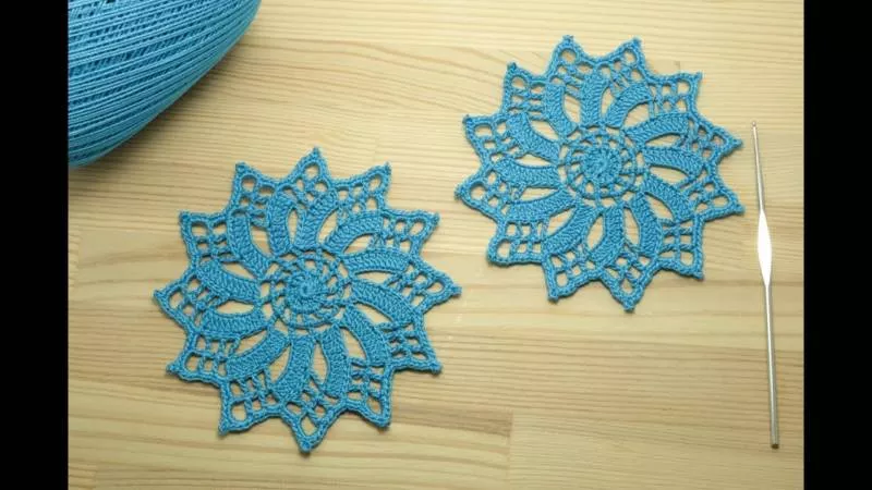 Мотивы крючком - простые схемы для начинающих с описанием вязания красивых квадратных и цветочных мотивов крючком