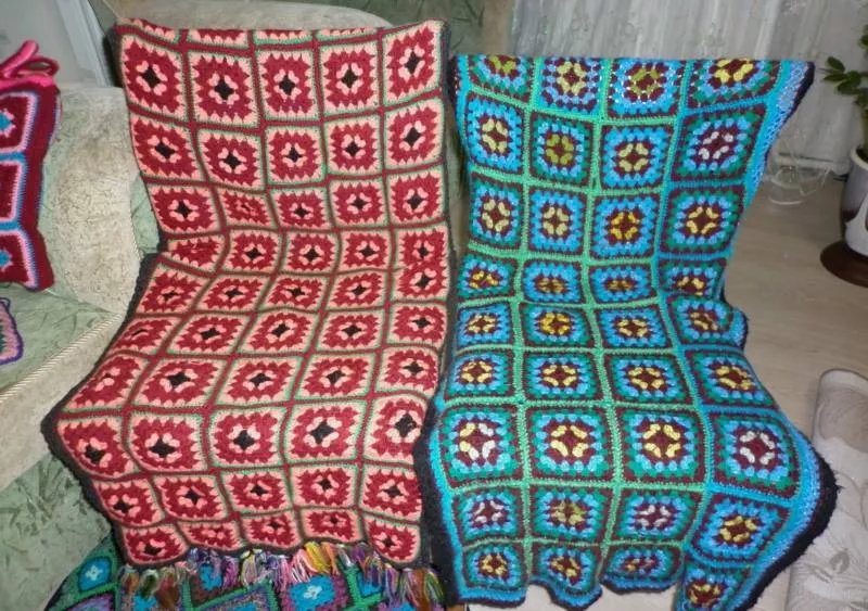 Мотивы крючком - простые схемы для начинающих с описанием вязания красивых квадратных и цветочных мотивов крючком