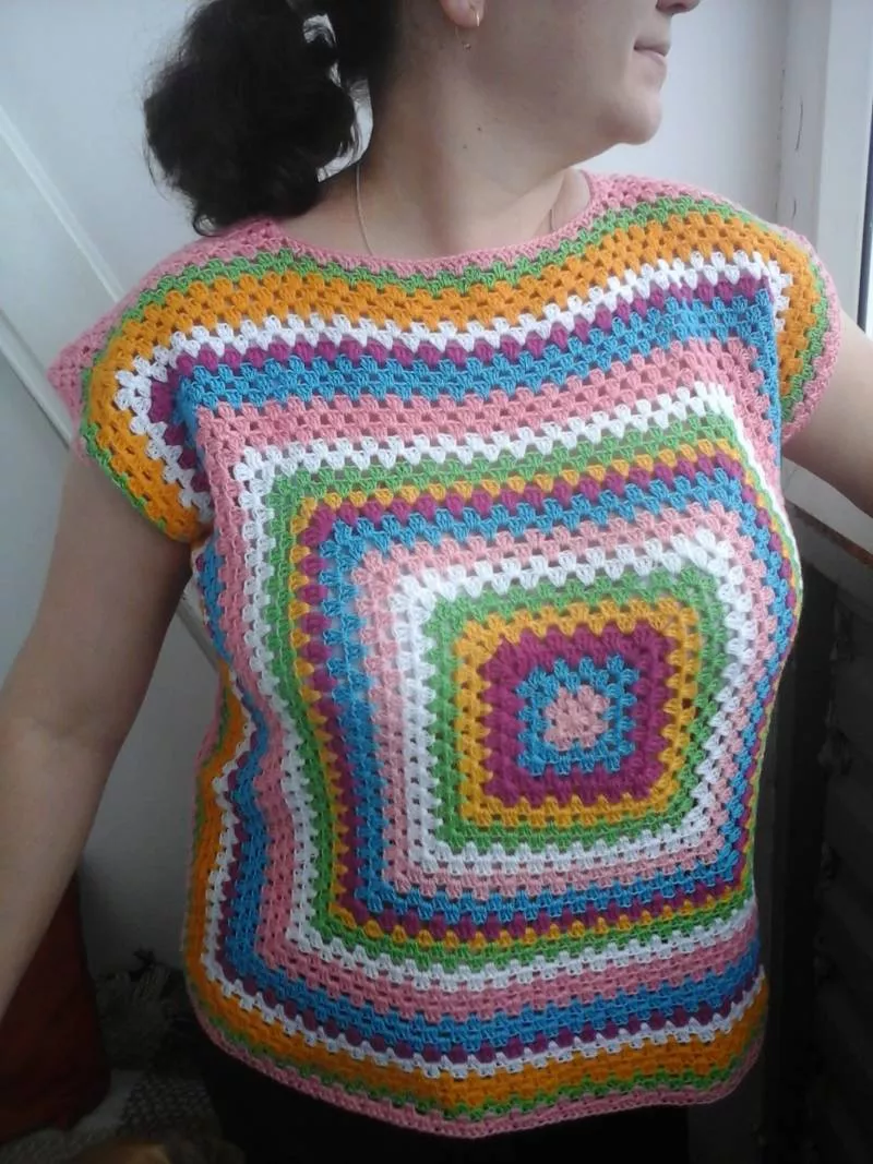 Мотивы крючком - простые схемы для начинающих с описанием вязания красивых квадратных и цветочных мотивов крючком