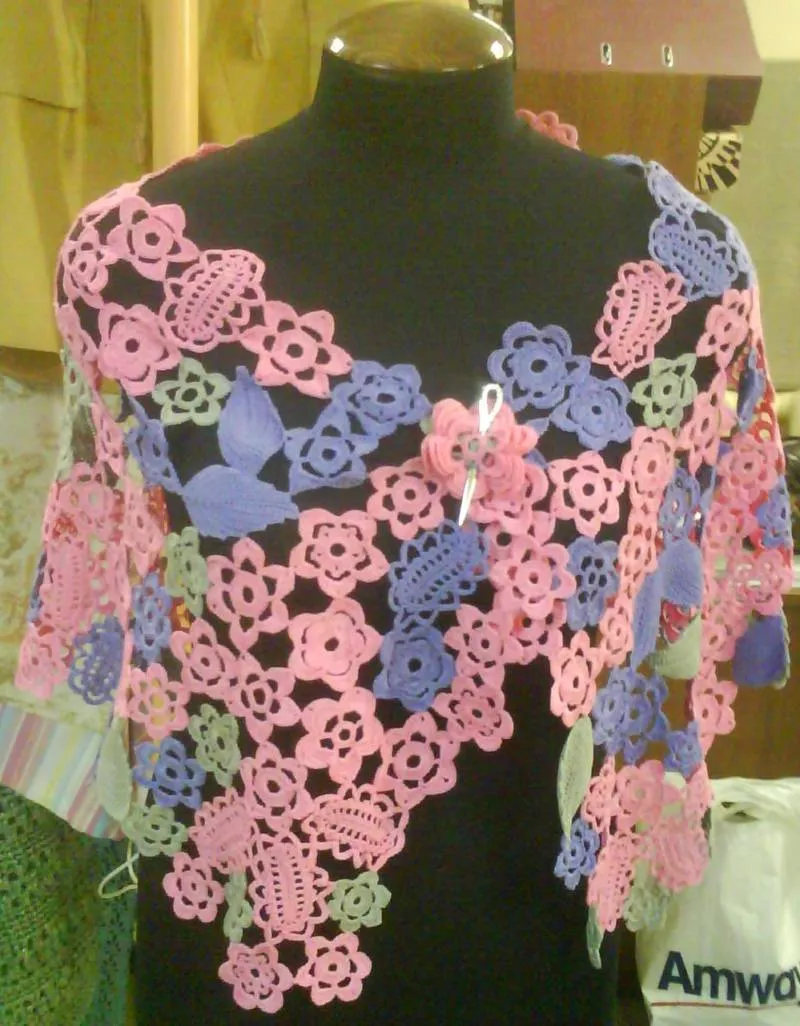 Палантин крючком (121 фото): схемы для начинающих и описание вязания простого, красивого, ажурного палантина