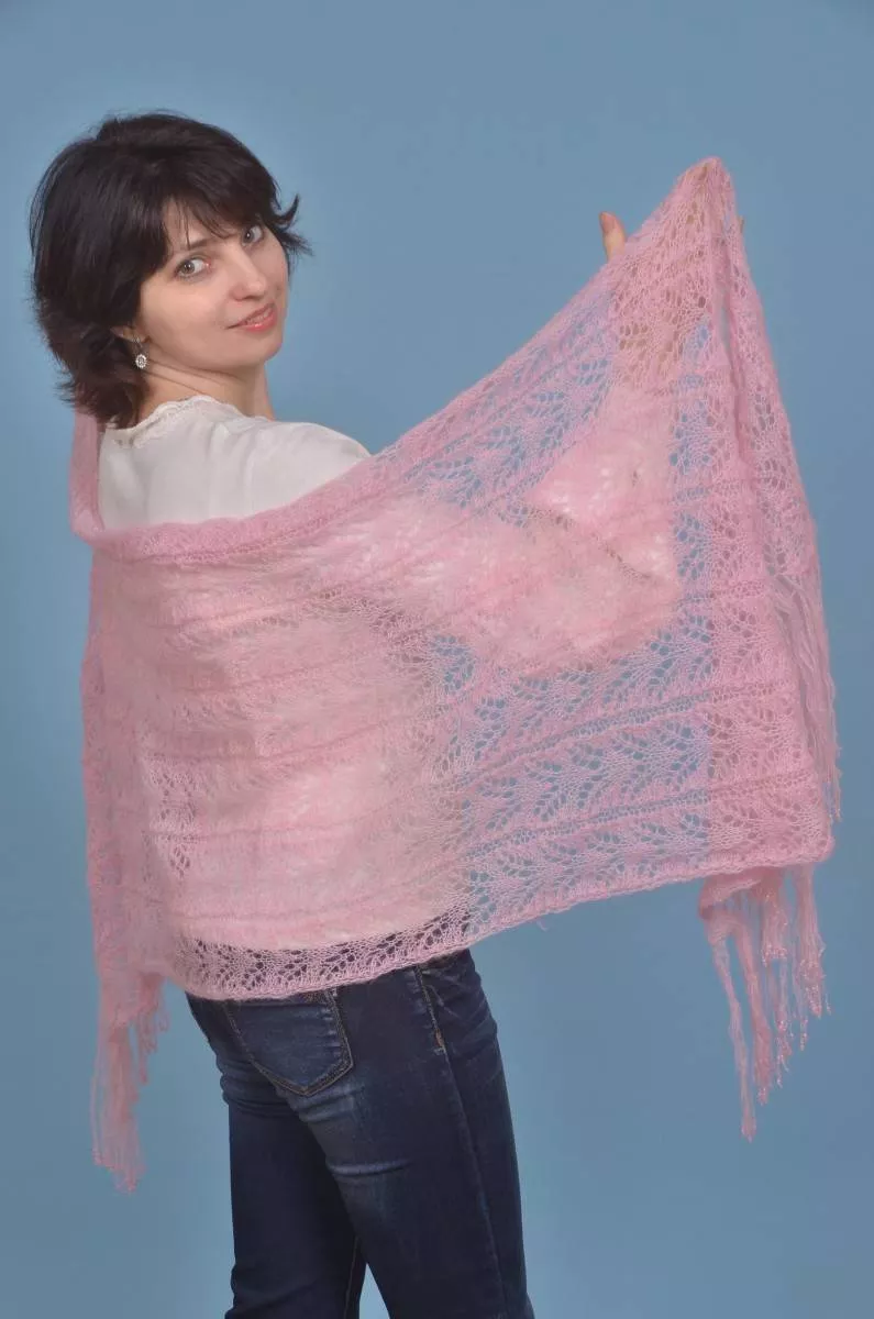 Палантин крючком (121 фото): схемы для начинающих и описание вязания простого, красивого, ажурного палантина