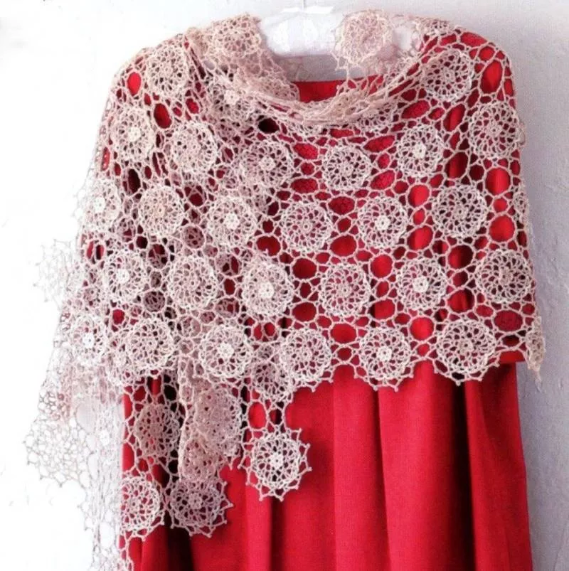 Палантин крючком (121 фото): схемы для начинающих и описание вязания простого, красивого, ажурного палантина