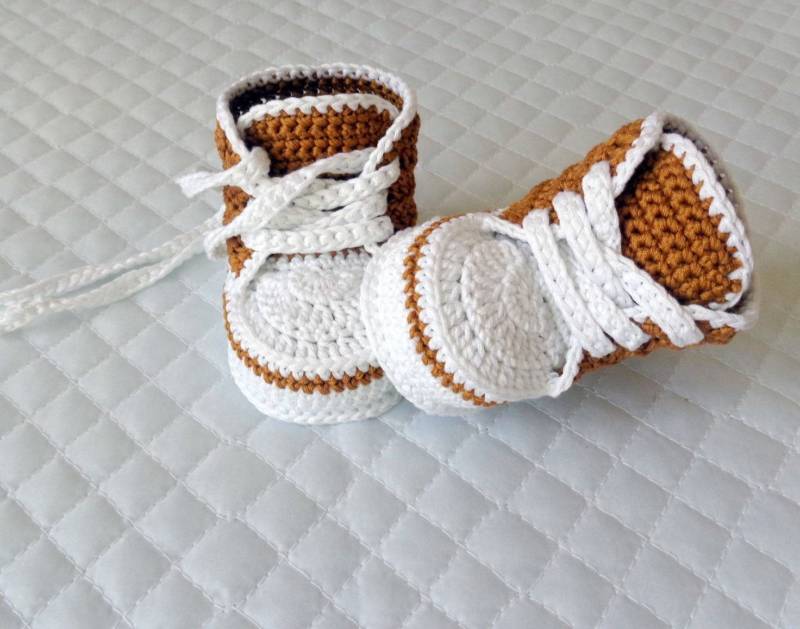 Пинетки крючком - пошаговые мастер-классы для начинающих и схемы с описанием вязания простых пинеток для новорожденных