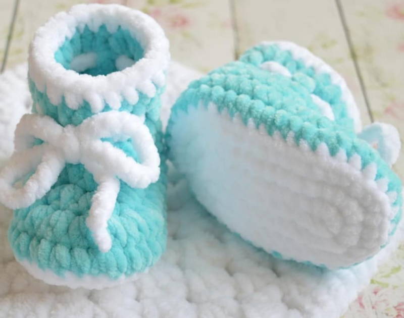 Пинетки крючком - пошаговые мастер-классы для начинающих и схемы с описанием вязания простых пинеток для новорожденных