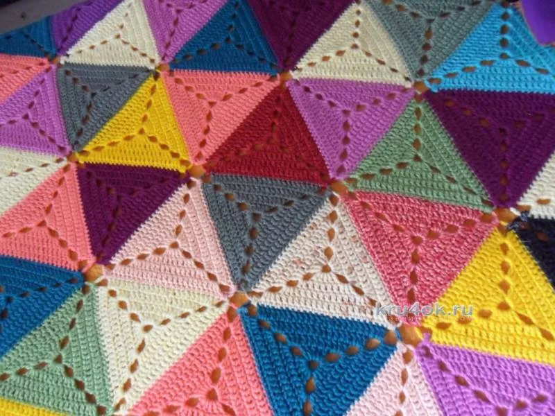Плед из квадратов крючком (85 фото): пошаговые мастер-классы для начинающих и схемы с описанием вязания красивого пледа
