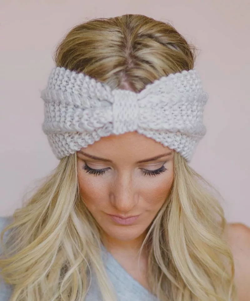 Повязка на голову спицами - схемы для начинающих с описанием вязания красивой повязки на голову для женщин и девочек