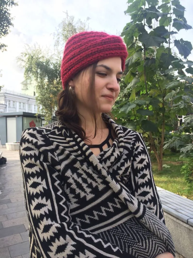 Повязка на голову спицами - схемы для начинающих с описанием вязания красивой повязки на голову для женщин и девочек