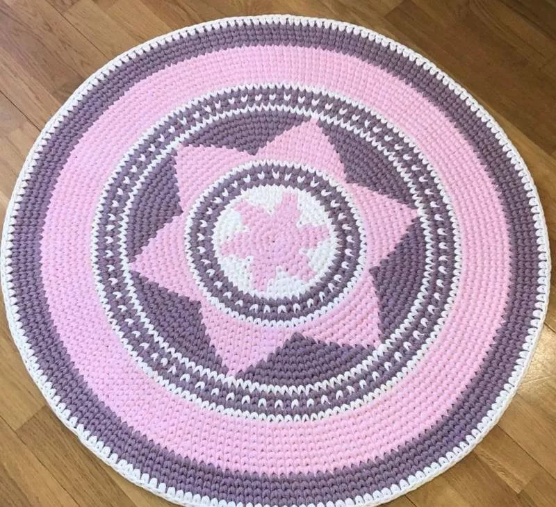 Коврик из трикотажной пряжи крючком - схемы для начинающих для вязания красивого прямоугольного, круглого, овального и квадратного коврика (133 фото)