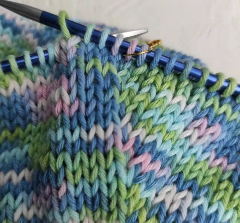 Реглан погон спицами - пошаговые мастер-классы для начинающих и схемы с описанием вязания реглана погон спицами