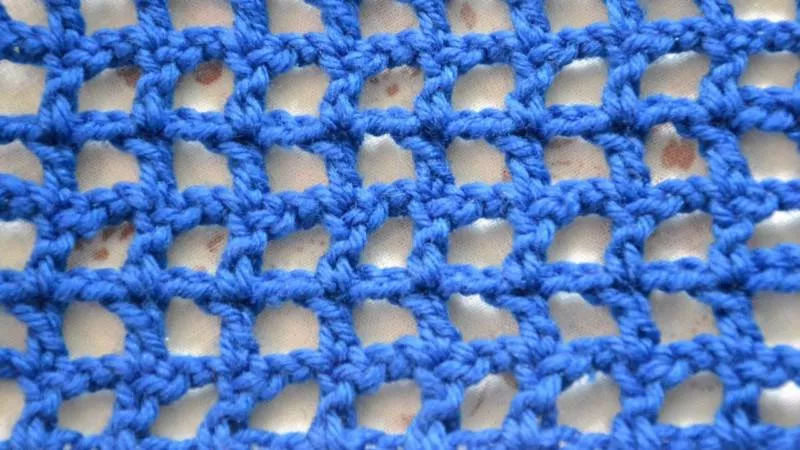 Сетка крючком - узоры и мастер-классы для начинающих и схемы с описанием вязания сетки крючком