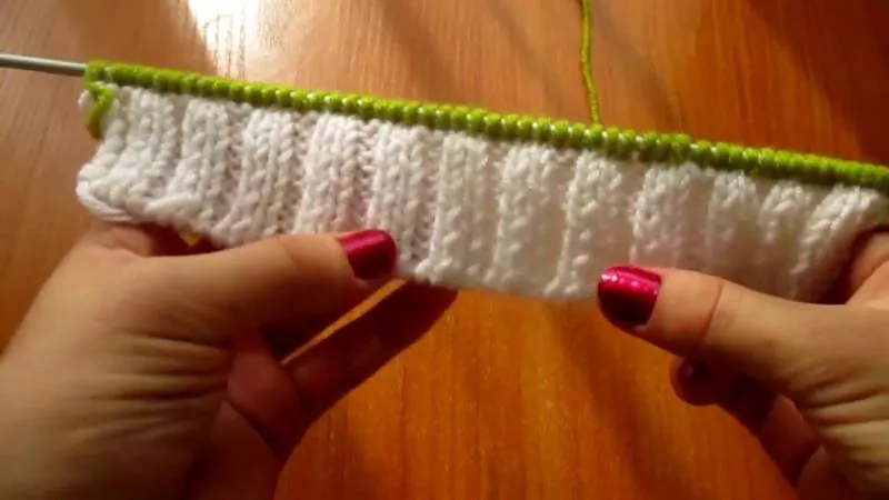 Снуд спицами - простые узоры и пошаговые схемы для начинающих с описанием вязания красивого снуда спицами