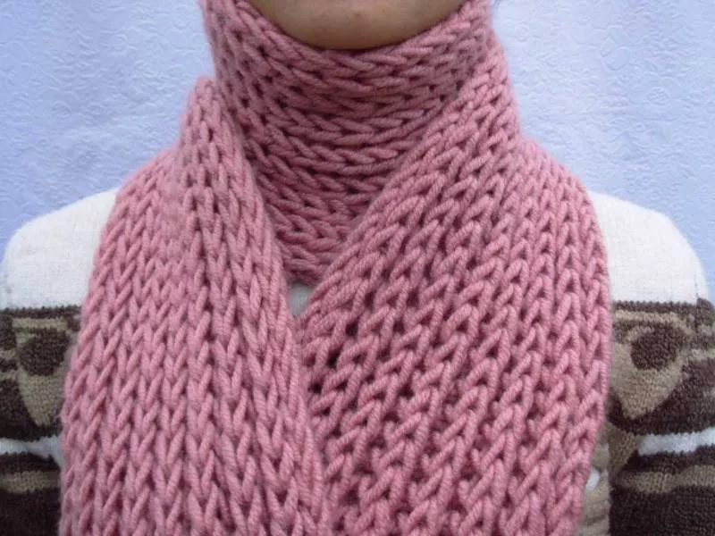 Снуд спицами - простые узоры и пошаговые схемы для начинающих с описанием вязания красивого снуда спицами