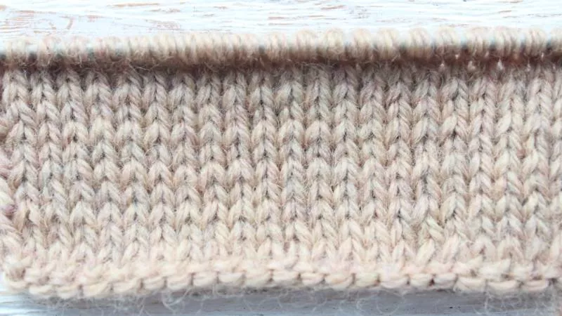 Снуд спицами - простые узоры и пошаговые схемы для начинающих с описанием вязания красивого снуда спицами