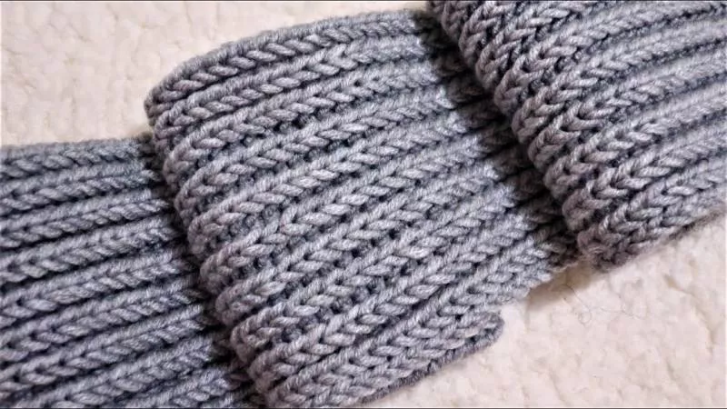 Снуд спицами - простые узоры и пошаговые схемы для начинающих с описанием вязания красивого снуда спицами