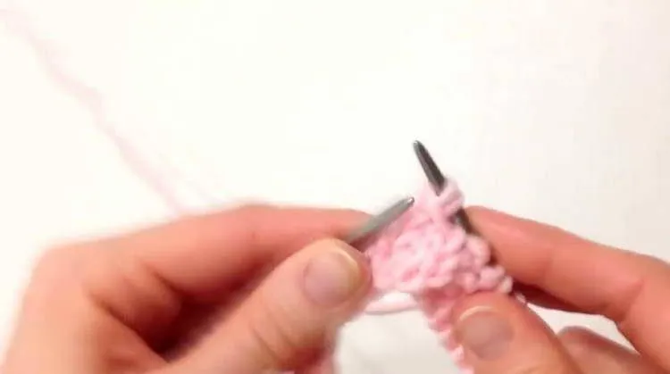 Снуд спицами - простые узоры и пошаговые схемы для начинающих с описанием вязания красивого снуда спицами