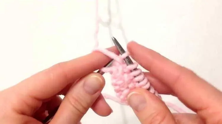 Снуд спицами - простые узоры и пошаговые схемы для начинающих с описанием вязания красивого снуда спицами