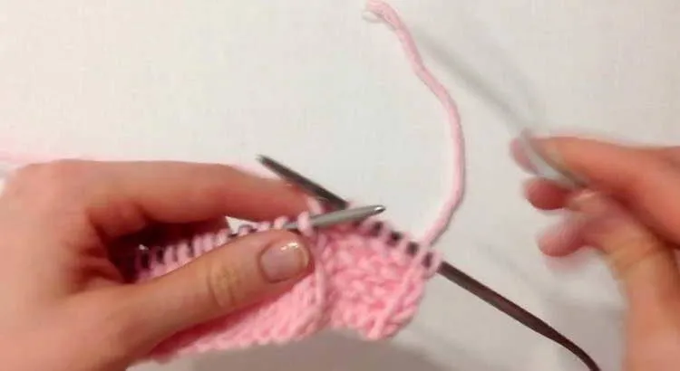 Снуд спицами - простые узоры и пошаговые схемы для начинающих с описанием вязания красивого снуда спицами