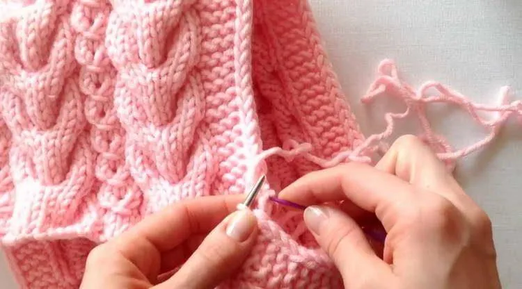 Снуд спицами - простые узоры и пошаговые схемы для начинающих с описанием вязания красивого снуда спицами