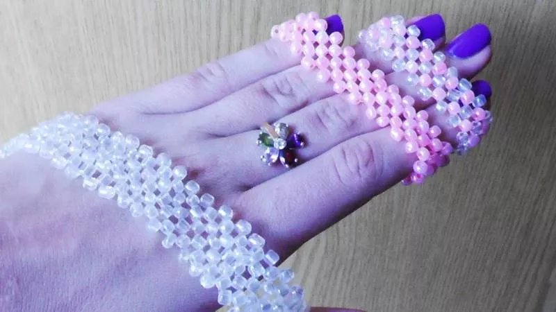 Украшения из бисера своими руками (156 фото): легкие мастер-классы и схемы для начинающих по простому плетению красивых украшений из бисера