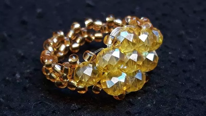 Украшения из бисера своими руками (156 фото): легкие мастер-классы и схемы для начинающих по простому плетению красивых украшений из бисера