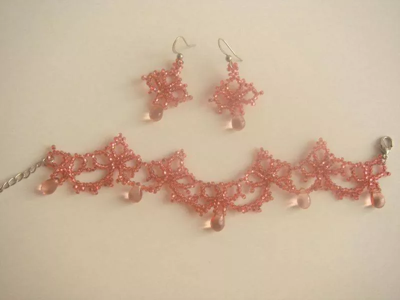 Украшения из бисера своими руками (156 фото): легкие мастер-классы и схемы для начинающих по простому плетению красивых украшений из бисера