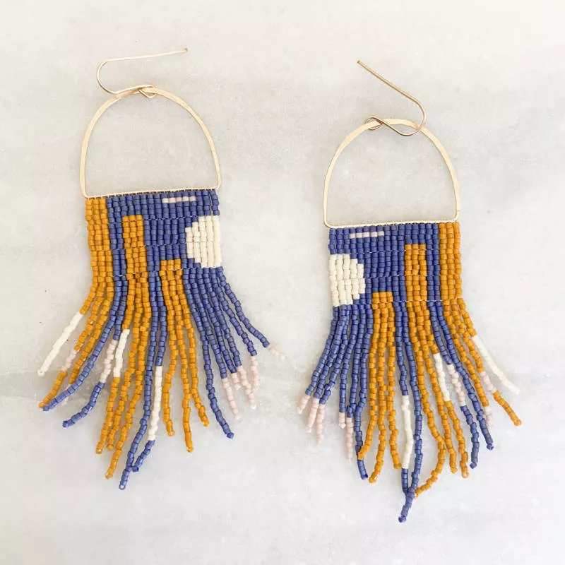 Украшения из бисера своими руками (156 фото): легкие мастер-классы и схемы для начинающих по простому плетению красивых украшений из бисера