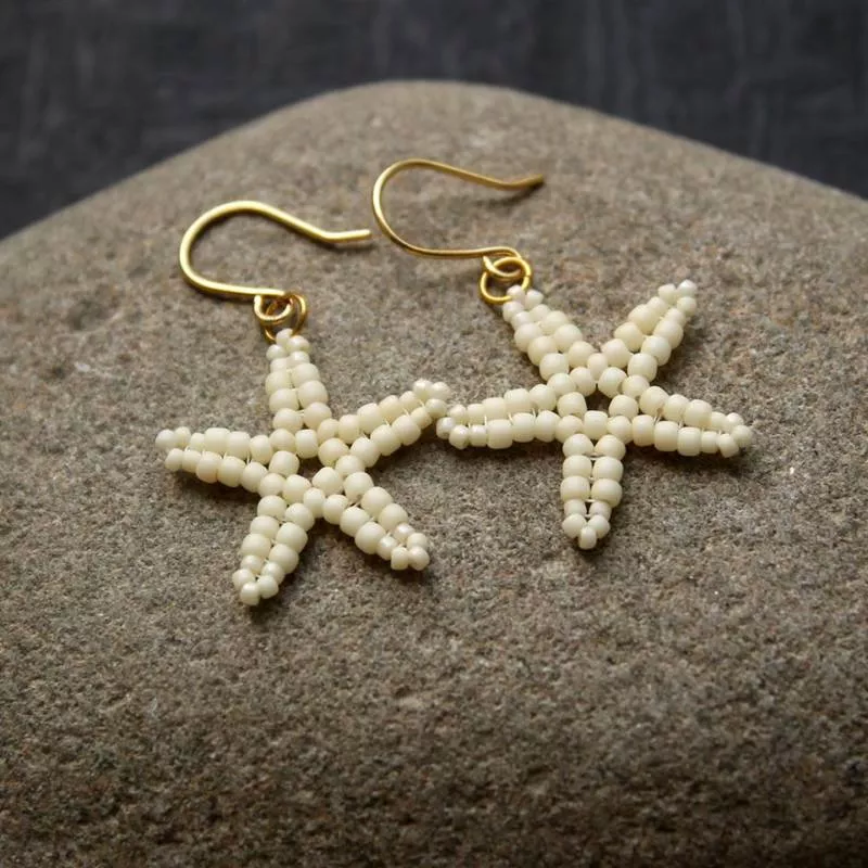 Украшения из бисера своими руками (156 фото): легкие мастер-классы и схемы для начинающих по простому плетению красивых украшений из бисера