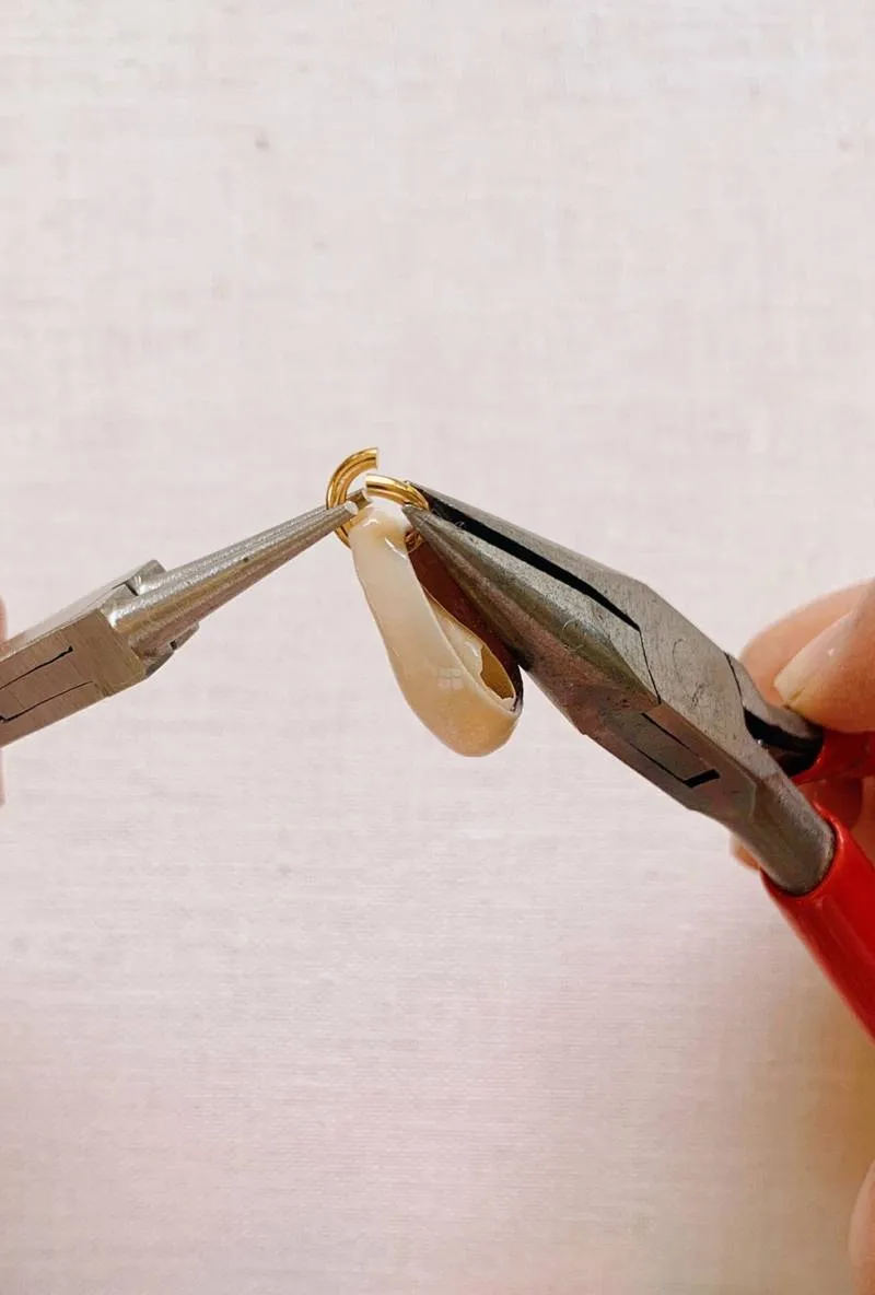 Украшения из бисера своими руками (156 фото): легкие мастер-классы и схемы для начинающих по простому плетению красивых украшений из бисера