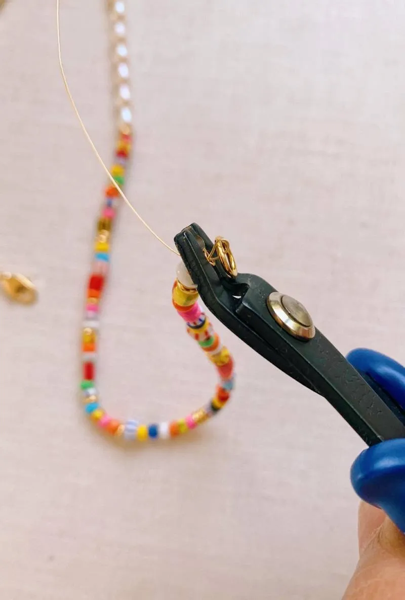 Украшения из бисера своими руками (156 фото): легкие мастер-классы и схемы для начинающих по простому плетению красивых украшений из бисера